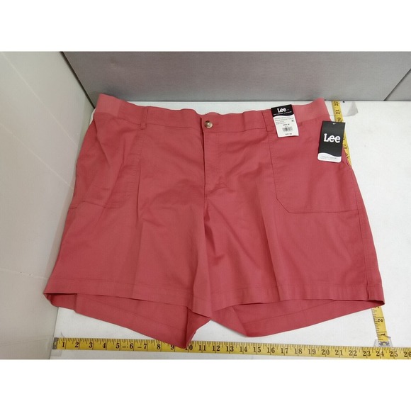 Lee Womens Midrise Bermuda Regular Fit Rose Garden Shorts (Size 24W) Nwt - Picture 1 of 16
